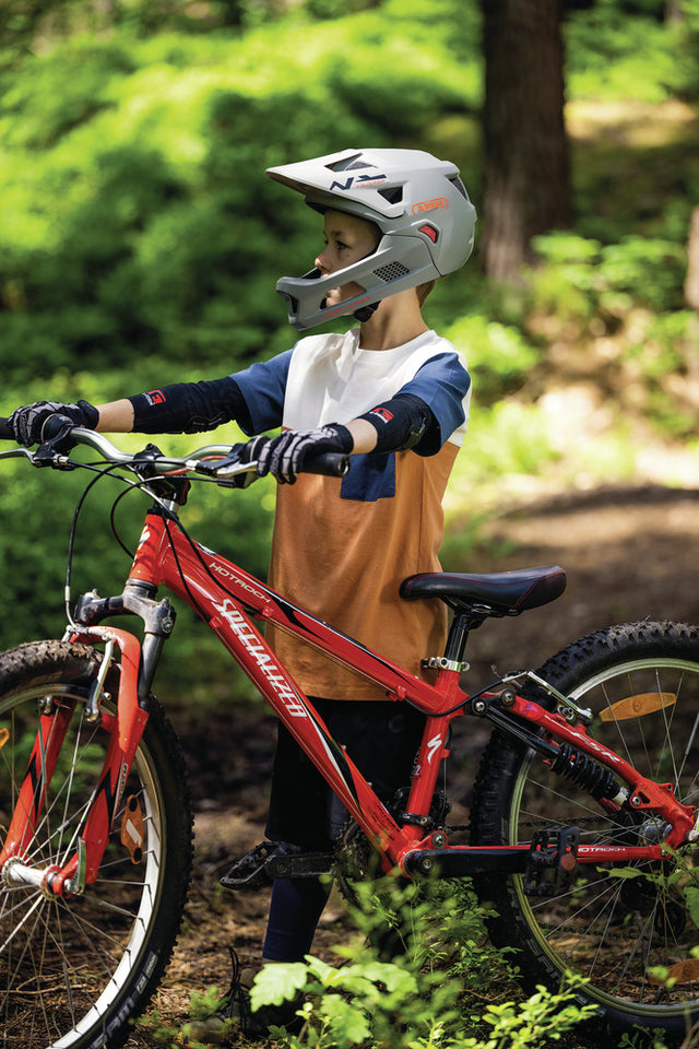 ABUS YouDrop FF Ti silver cykelhjelm