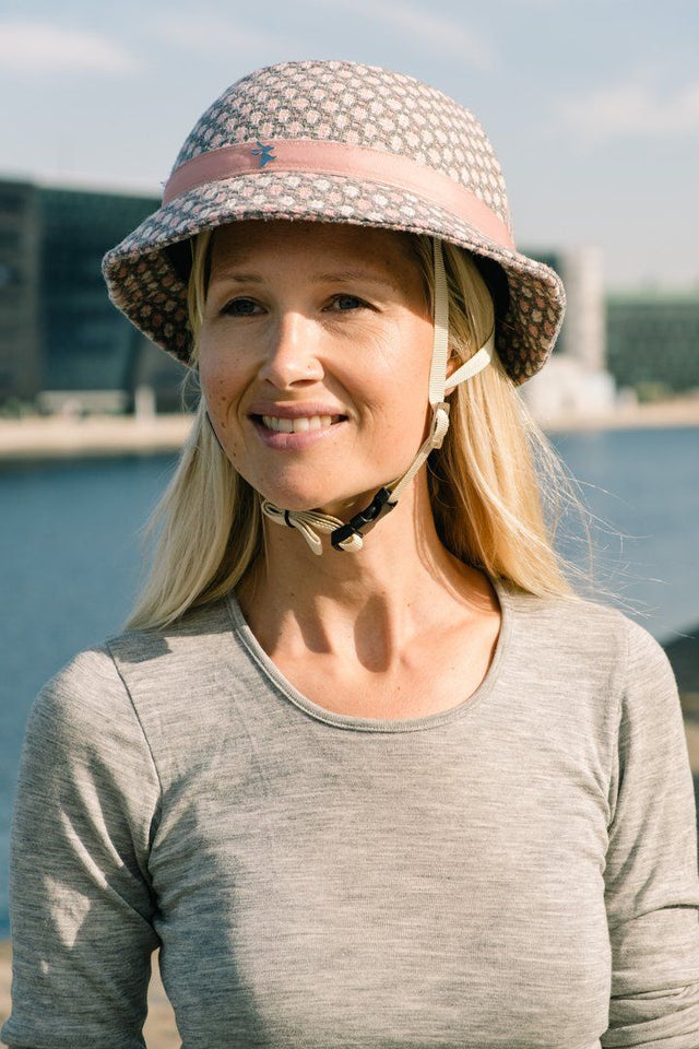 Stropsæt Two til Yakkay cykelhjelm - Golden Blonde