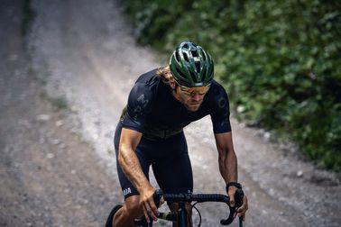 Abus StormChaser shiny black, Cykelhjelm