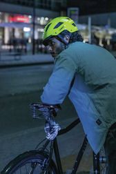 Abus Hyban 2.0 LED signal glacier shiny m. indbygget led lys - Cykelhjelm