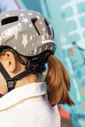 Abus Youn-I 2.0 living coral - Cykelhjelm