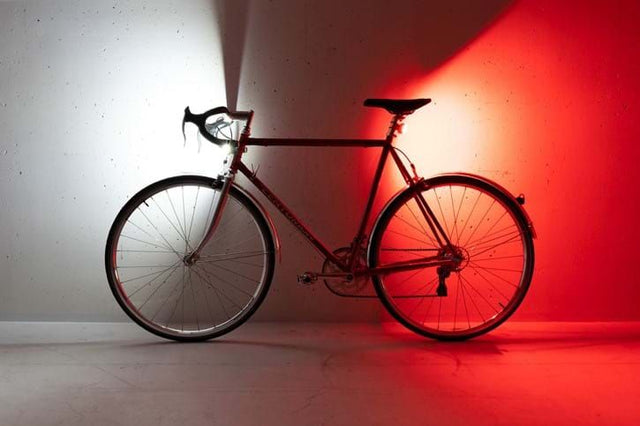 Reelight baglygte Gem+ USB opladelig 6 funk. 150 Lumen med bremselys funktion