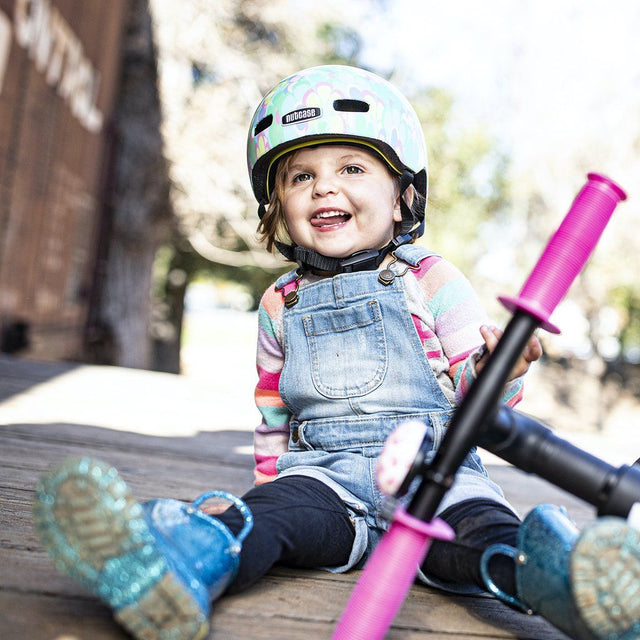 Nutcase Baby Nutty Petal To Metal Gloss MIPS