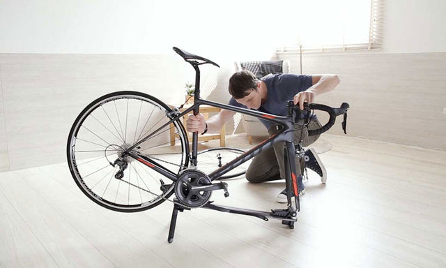 Topeak PAKGO X monteringssystem som arbejdsstand