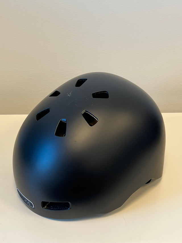 Demo Hjelm - Nutcase Street Onyx MIPS L(60-64)