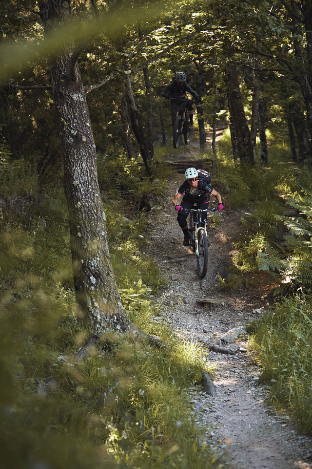 Abus MoDrop wildberry red cykelhjelm