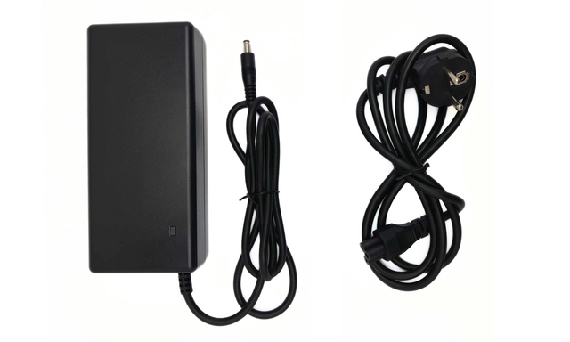 Lader 36V Bafang (intube batteri) – billede 1