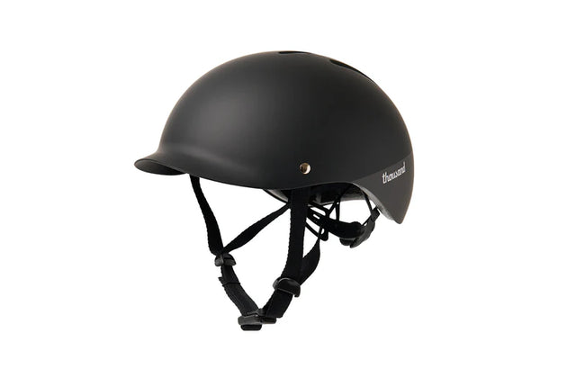 Thousand Next Youth i Shadow Black - Cykelhjelm