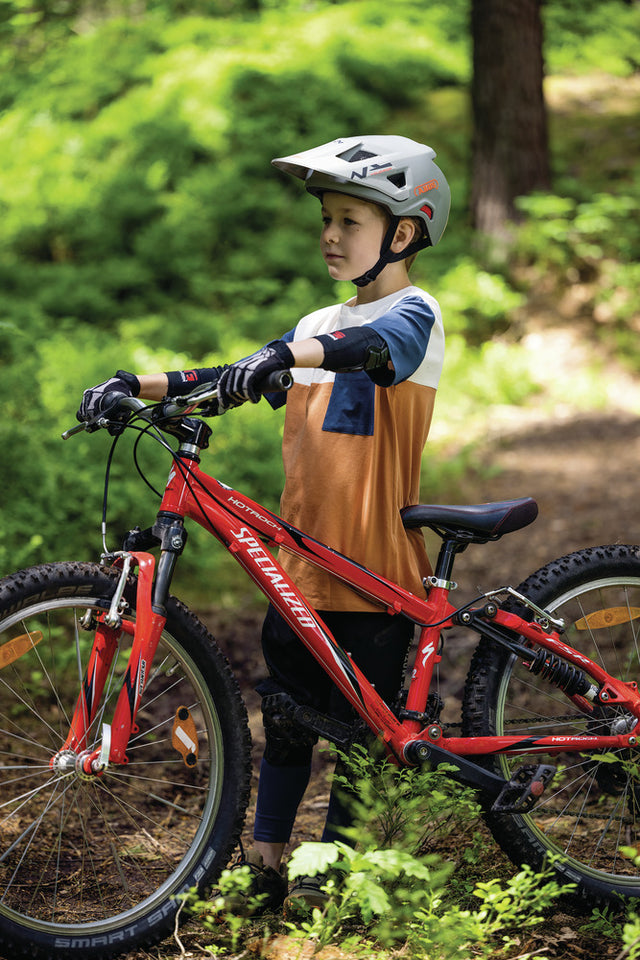 ABUS YouDrop FF Ti silver cykelhjelm