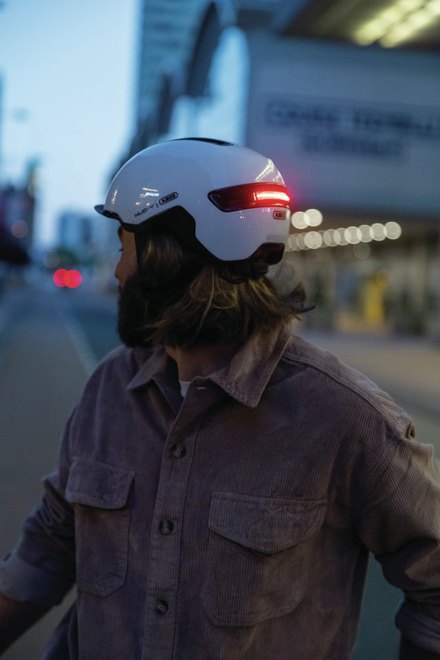 Abus HUD-Y gleam silver cykelhjelm
