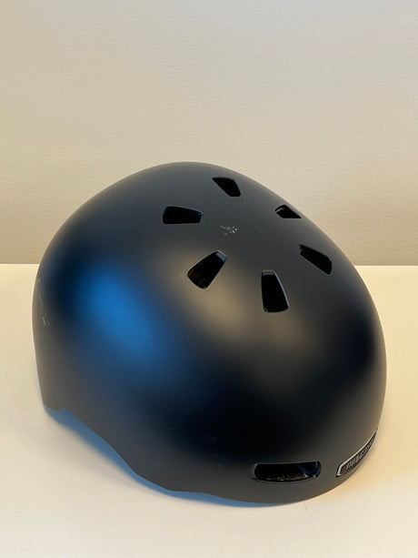Demo Hjelm - Nutcase Street Onyx MIPS L(60-64)