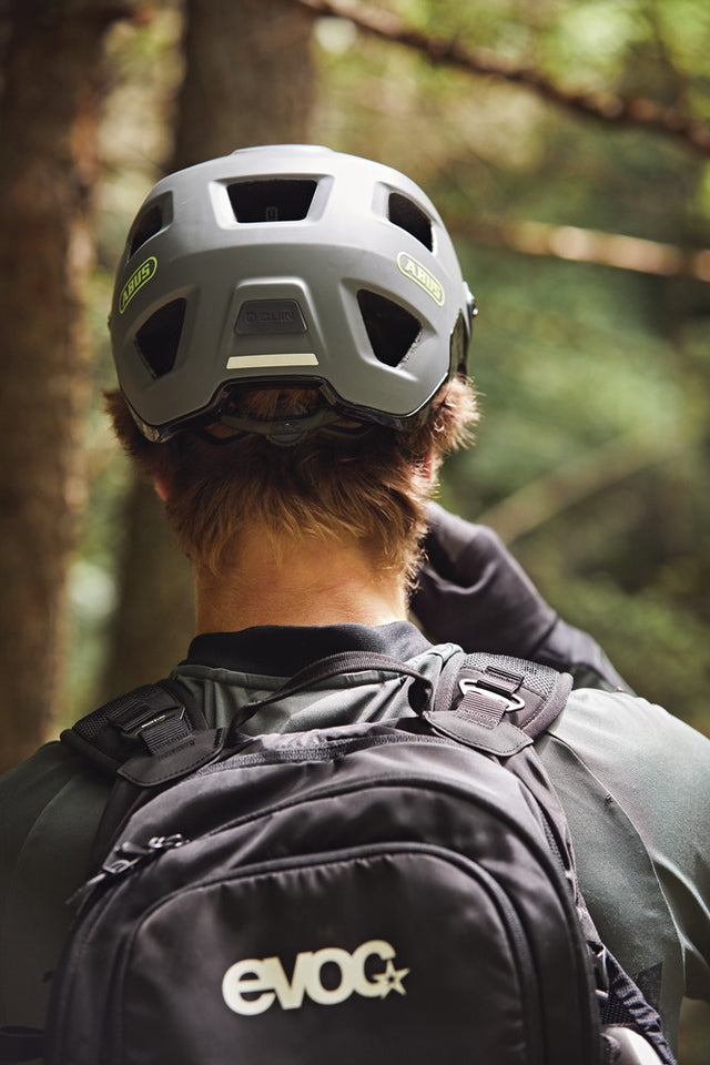 Abus MoDrop wildberry red cykelhjelm