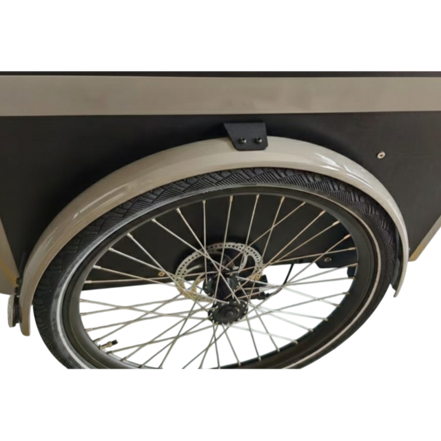 E-Fly Kasseside, Venstre bund til Cargo MD/RD – billede 1