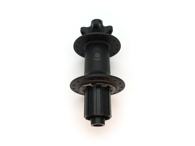 CrankBrothers Project 321 DH baghjulsnav, 12x157 mm, 32 huller, SRAM/Shimano-body, sort – billede 1